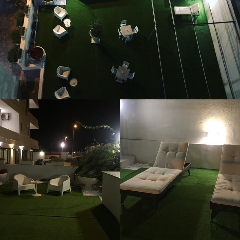 Hotel Riviera Бари Екстериор снимка